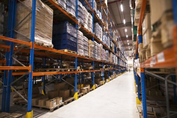 4 Factors To Consider When Buying A Used Pallet Rack